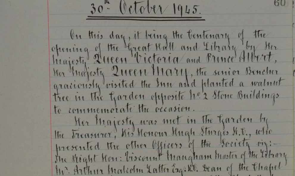 Extract from the Black Books of Lincoln's Inn detailing the planting of a walnut tree by Queen Mary, a Royal Bencher