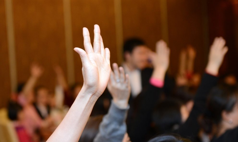 Raised hands voting